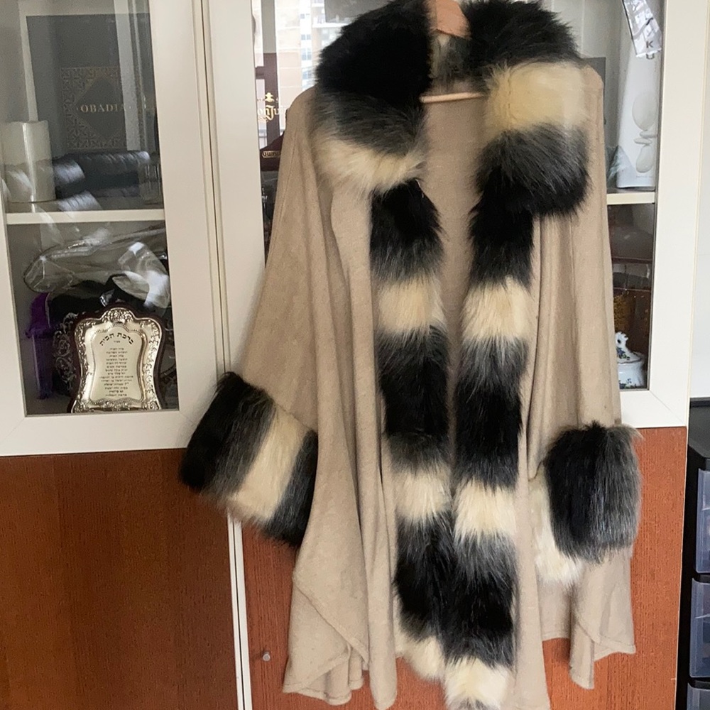 Faux fur cape